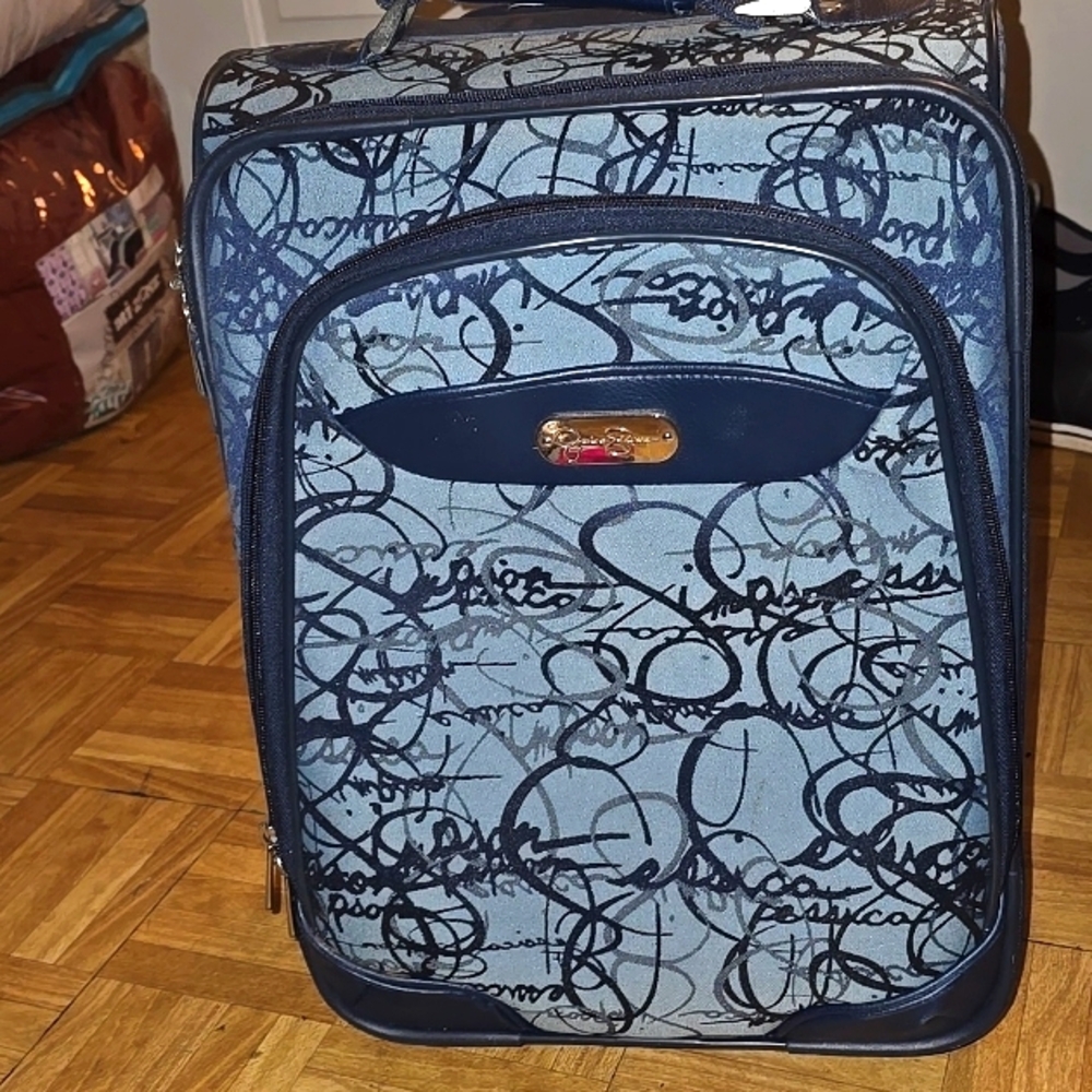 EUC Jessica Simpson rolling carry on luggage bag